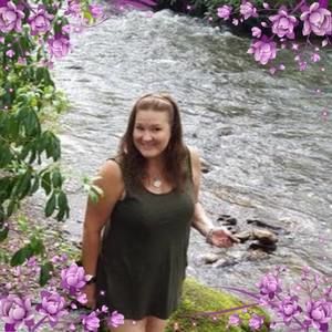 Meet your Posher, Michele